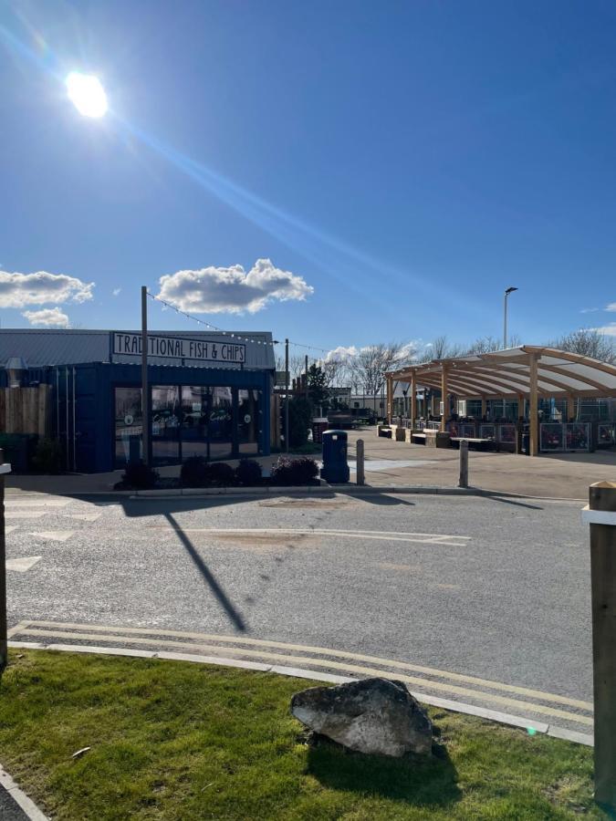 Beautiful 3-Bed Caravan Situated On Lakeland Haven Grange-over-Sands Exteriör bild